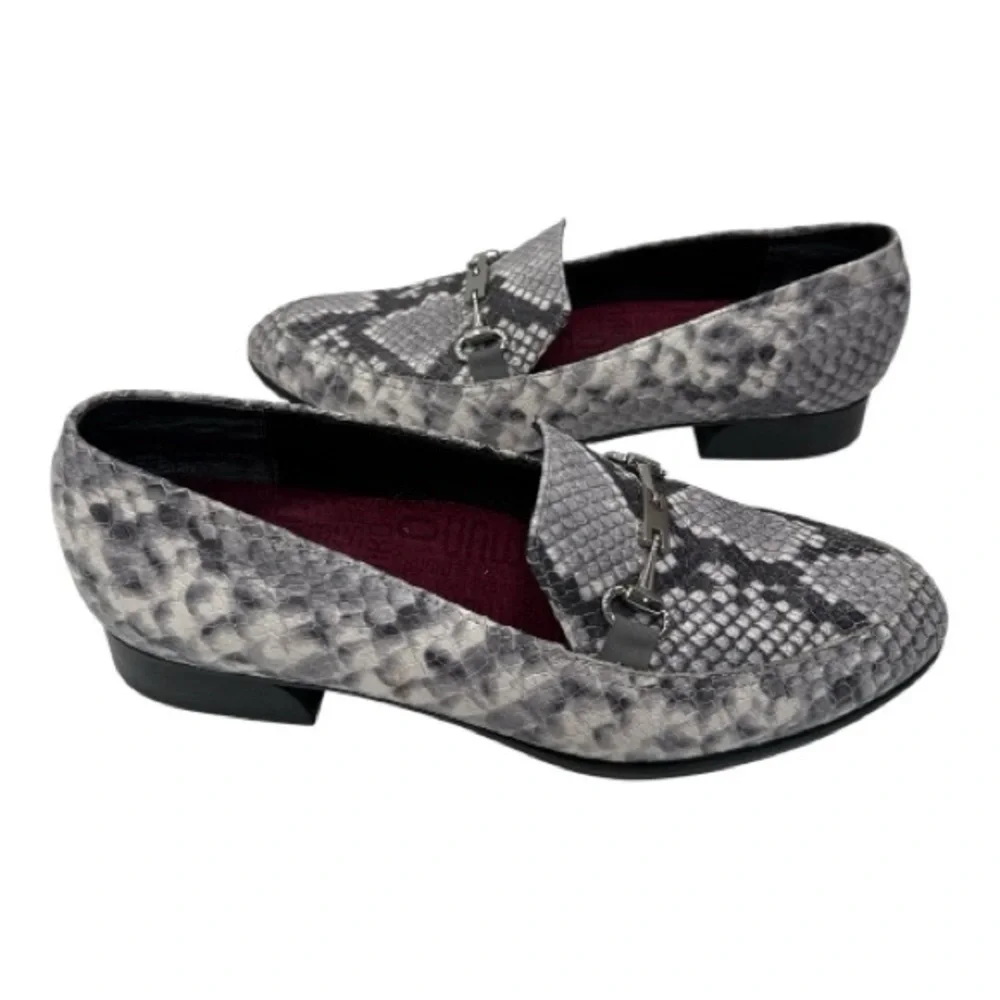 Munro Harrison III Horsebit Bit Loafer Sz 7.5 M Gray Leather Snake Print
